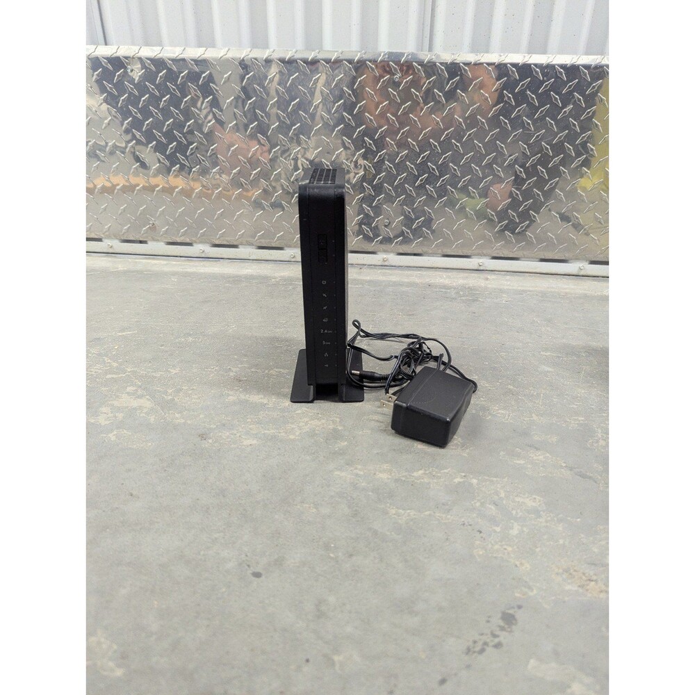 NETGEAR DOCSIS® 3.0 600Mbps Two-in-one Cable Modem + WiFi Router - Picture 2 of 6